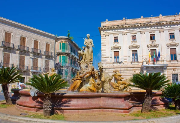 Fountain Artemis Piazza Archimede Syracuse Sicily Italy — 스톡 사진