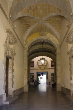 Syracuse, İtalya - 3 Ekim 2019: Palazzo Benevantano del Bosco Siraküza 'daki Duomo Piazza, İtalya 