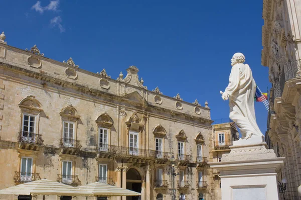 Estatua Apóstol Catedral Natividad María Santísima Duomo Siracusa Sicilia Italia — Foto de Stock