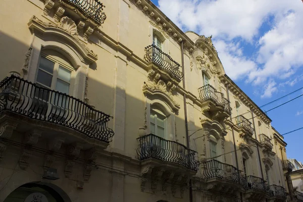 Beau Bâtiment Sur Île Ortigia Syracuse Sicile Italie — Photo