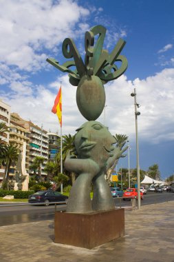 Alicante, İspanya - 15 Ekim 2019: Alicante 'deki Deniz Meydanı' nda Önsezi Anıtı