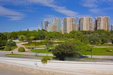  Valencia, İspanya 'daki Tria Tram Xiii Bahçesi