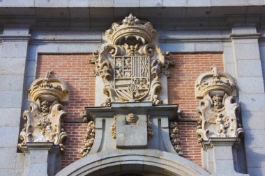 Madrid, İspanya 'daki Eski Belediye Sarayı' nın (veya Casa de La Villa) arması