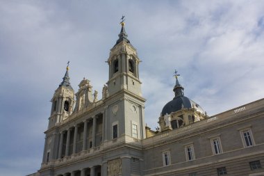 Madrid, İspanya 'daki Almudena Katedrali 