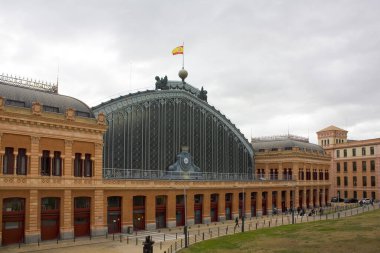 MADRID, İspanya - 17 Ocak 2020: Madrid Atocha Tren İstasyonu