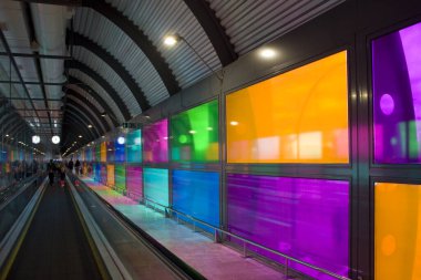 MADRID, İspanya - 17 Ocak 2020: Madrid Barajas Havaalanı İçişleri 
