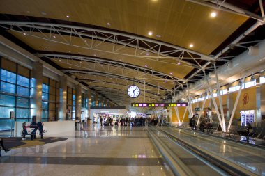 MADRID, İspanya - 17 Ocak 2020: Madrid Barajas Havaalanı İçişleri 