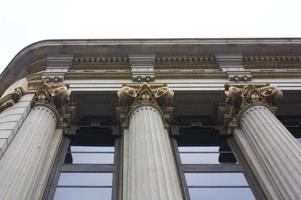 Colonnes Bâtiment Institut Cervantes Madrid Espagne — Photo