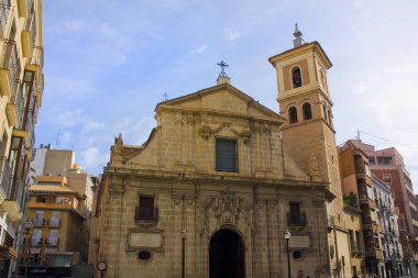 MURCIA, İspanya - 10 Mart 2020: Murcia, İspanya 'daki San Pedro Kilisesi Havarisi