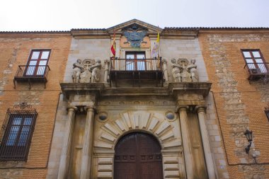 TOLEDO, İspanya - 10 Ocak 2020: Toledo Başpiskoposluğu, İspanya