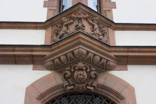 Decorarea Bogată Unei Clădiri Din Centrul Vechi Din Leipzig Germania — Fotografie, imagine de stoc