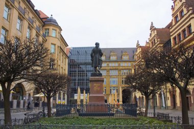 LEIPZIG, Almanya - 9 Mart 2020: Leipzig, Almanya 'daki Goethe Anıtı