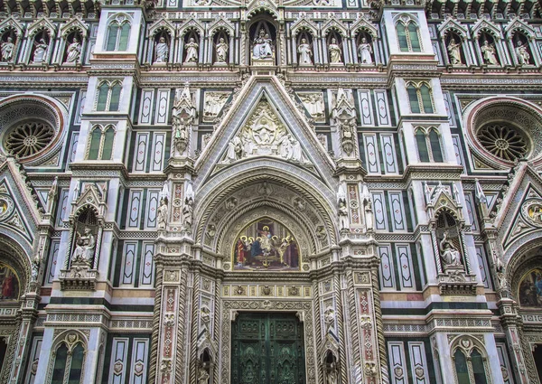 Santa Maria del Fiore, la iglesia principal de Florencia — Foto de Stock