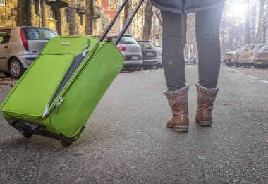 kadın turizm seyahat Avrupa kentinde sokaklarda olduğunu