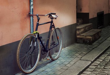 taş ve Arnavut kaldırımı, Bisiklet bir şehir sokakta doku