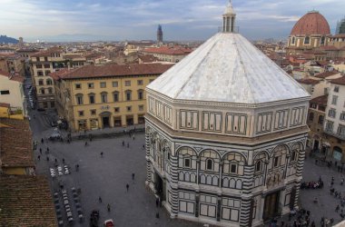 Floransa, vaftizhane ünlü Duomo, Santa Maria del Fiore yakınındaki