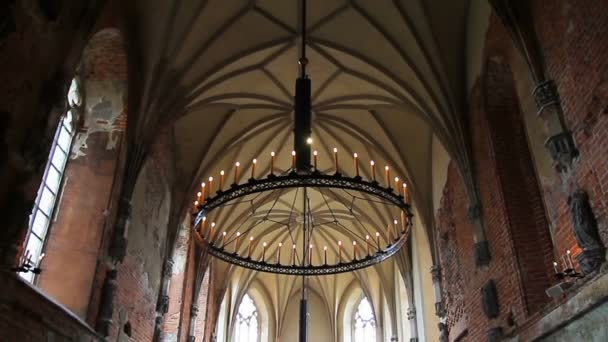 Light Gothic ceiling in the castle Malbork in Poland — Stock Video