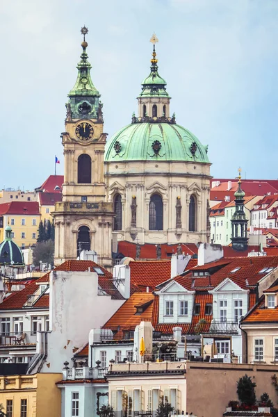 Prag Çek Cumhuriyeti Panoraması. Üst Avrupa şehir manzaraları — Stok fotoğraf