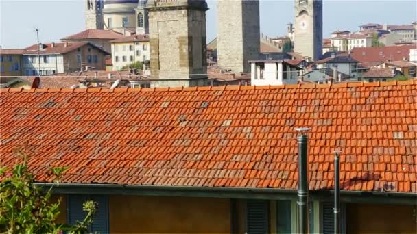 Hermosa arquitectura de la ciudad vieja de Bérgamo Italia — Vídeos de Stock