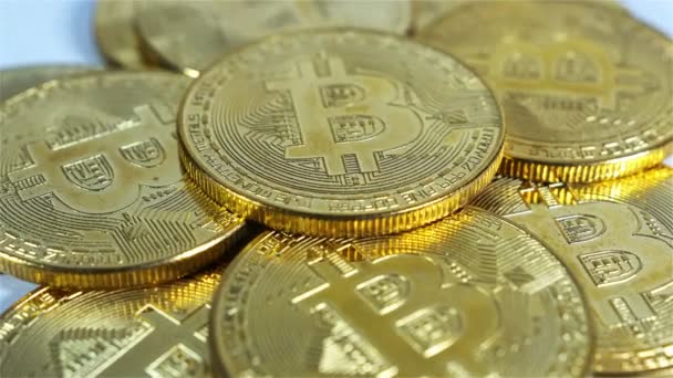 Pila Giratoria Bitcoins Oro Tocadiscos — Vídeos de Stock