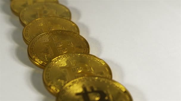 Altın Bitcoins Pikap Üzerinde Dönen Yığını — Stok video