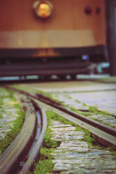 Vieux tramway jaune et tramway close-up — Photo