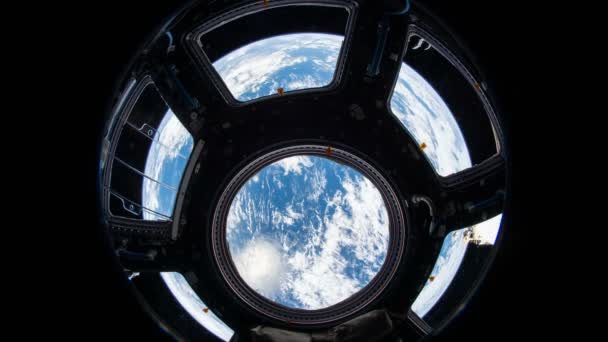 Flight Earth Surface Taken Space Station Elements Video Furnished Nasa — Stock Video