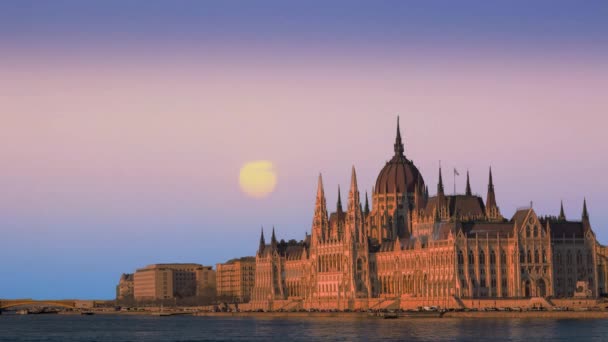 Prachtig Uitzicht Van Het Parlement Donau Boedapest Hongarije — Stockvideo