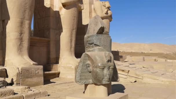 Ramesseum Świątynia Pamięci Faraona Ramzesa Xiii Wieku Część Nekropolii Tebańskiej — Wideo stockowe