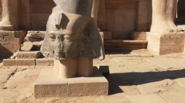Ramesseum - Firavun Ramses Ii Xiii 'nin anıt tapınağı M.Ö., Yukarı Mısır' daki Theban mezarlığının bir parçası, Luxor