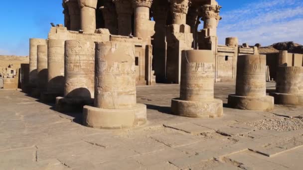 Die Ruinen des antiken Tempels von Sebek in Kom - Ombo, Ägypten. — Stockvideo