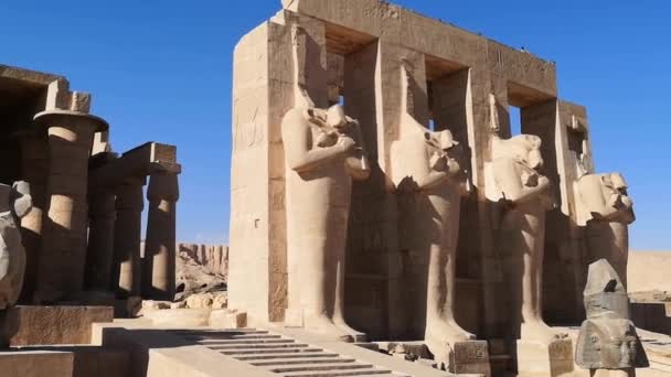 Ramesseum Templo Conmemorativo Del Faraón Ramsés Xiii Parte Necrópolis Tebana — Vídeos de Stock