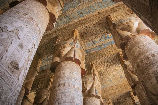 Belo Interior Templo Dendera Templo Hathor Egito Dendera Templo Egípcio — Fotografia de Stock