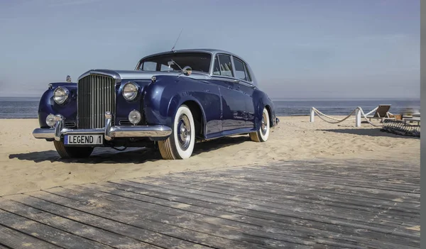 Hermoso Coche Retro Azul Costa — Foto de Stock