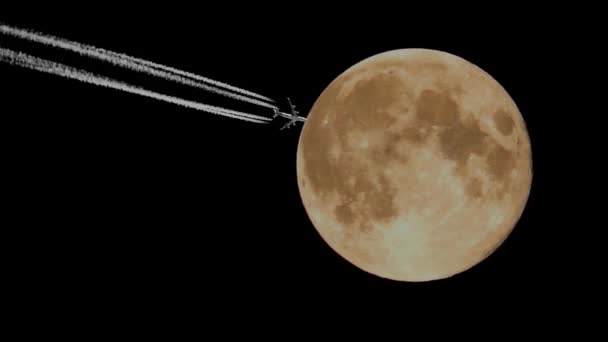 Luna llena y avión, Jet Plane lapso de tiempo, movimiento — Vídeo de stock