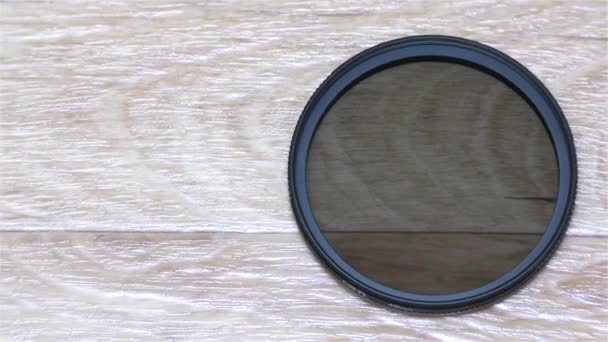 Polaryzator kołowy filtr na obiektyw aparatu — Wideo stockowe
