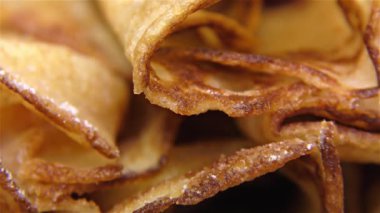 Lezzetli gözleme rulo tepesi, ev yapımı çilek reçeli ayrıntı, closeup ile