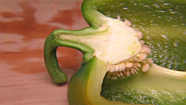 Grüne Paprika Nahaufnahme, Detail, Makro — Stockvideo