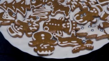 Noel çerezleri - Gingerbread - ev yapımı Noel kurabiyeleri