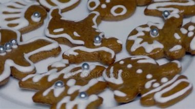 Noel çerezleri - Gingerbread - ev yapımı Noel kurabiyeleri
