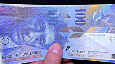İsviçre para 100 Chf, Cent Frank - yanardöner şerit banknot holografik şerit, ayrıntı