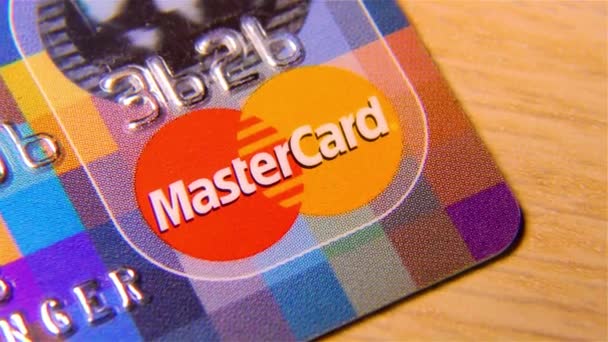 Cartão Crédito Bancário Plástico Cartão Colorido Close — Vídeo de Stock