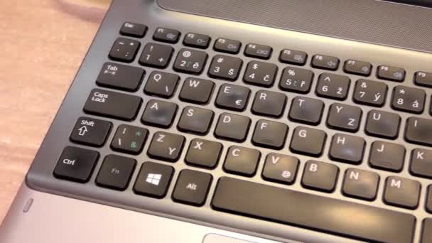 Laptop Notebook Computer Toetsenbord Close Detail — Stockvideo