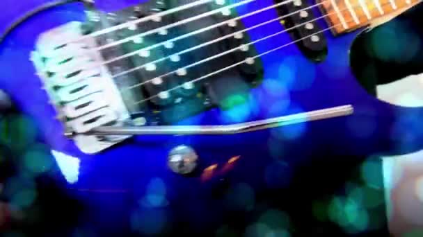Kytarista Hraje Rock Elektrická Kytara Abstraktní Kytara Zoom Light — Stock video