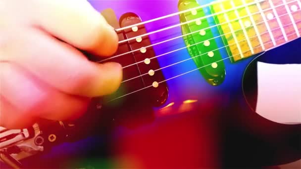Κιθαρίστας Παίζει Ροκ Ηλεκτρική Κιθάρα Αφηρημένη Κιθάρα Κοντινό Πλάνο Φως — Αρχείο Βίντεο
