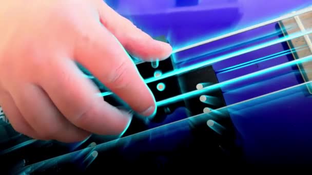 Gitarzysta Gra Rock Bass Guitar Streszczenie Gitara Basowa Zbliżenie Light — Wideo stockowe
