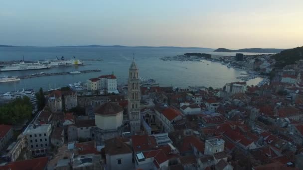 Αεροφωτογραφία Από Σπλιτ Της Κροατίας Πόλη Δίπλα Στην Αδριατική Θάλασσα — Αρχείο Βίντεο