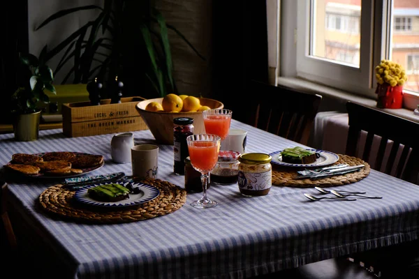 Sıcak Havası Ile Nefis Bir Kahvaltı Lezzetli Kahvaltı Konsepti Evim — Stok fotoğraf