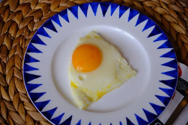 Traditionell Turkisk Frukost Med Sunny Side Eggs Fetaost Oliver Och — Stockfoto