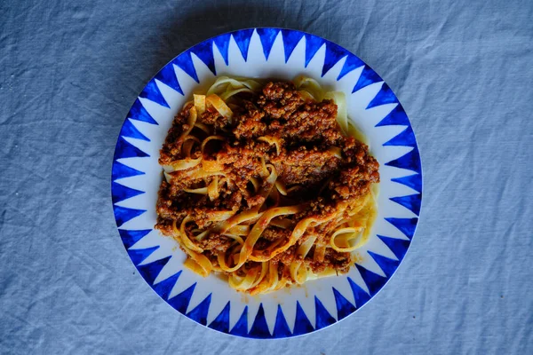 Tagliatelle Pasta Met Bolognese Saus — Stockfoto